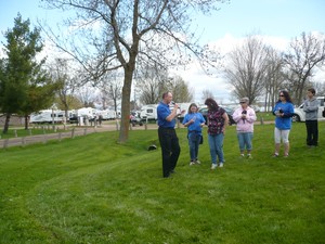 <b>Mr. John Yakabuski thanking the crowd for coming out to support a great event.</b>
